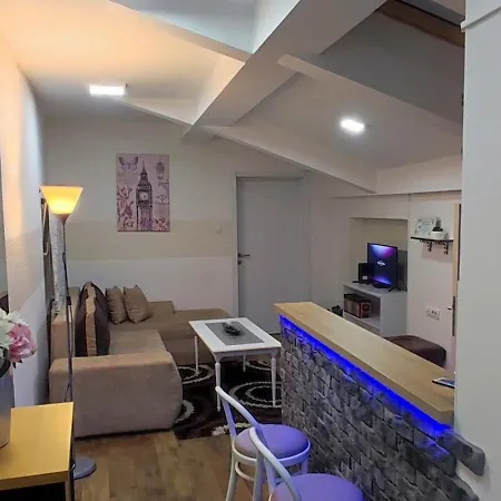 Easy Check In 021 Vladika Apartment *